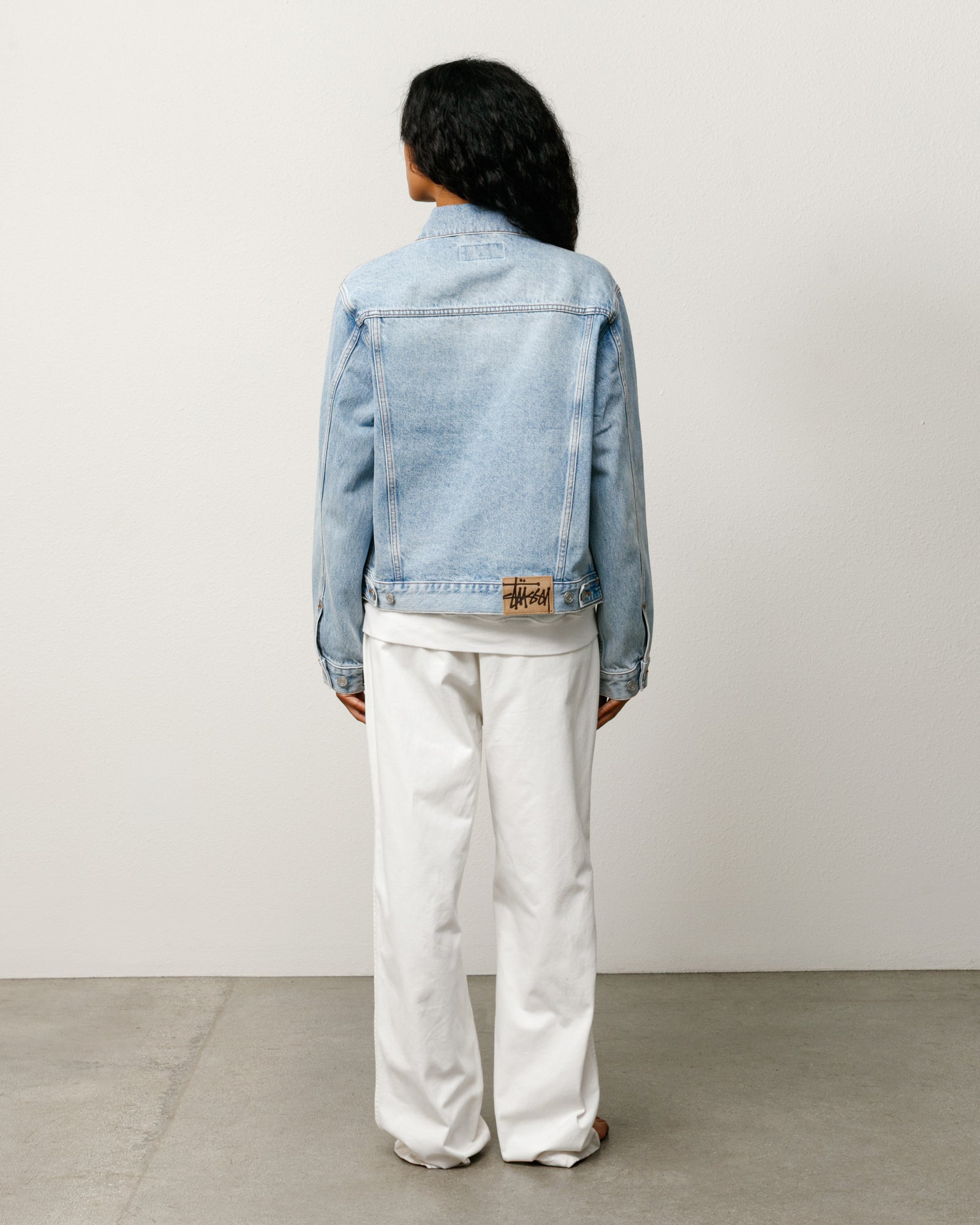 DENIM TRUCKER JACKET - Image 5