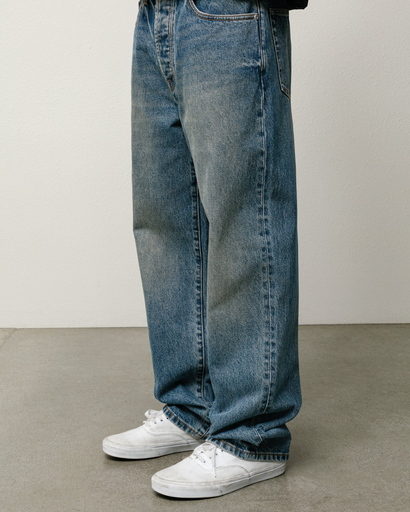 NEW CLASSIC JEAN DENIM - Image 2