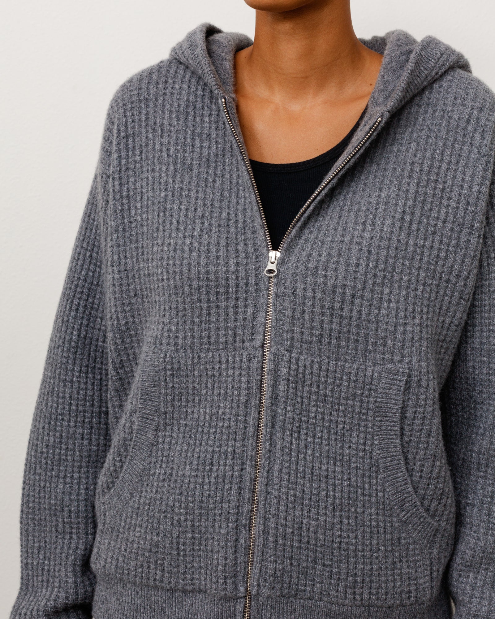 WAFFLE CASHMERE ZIP HOOD SWEATER - Image 3